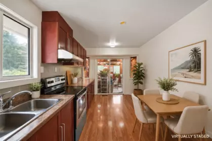 Primary Bathroom Photo of 2749 Dehavilland Place, Abbotsford, BC