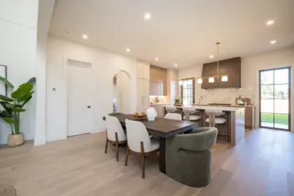 Kitchen Island Photo of 2 23787 40 Avenue, Langley, BC