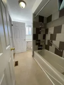 Primary Bathroom Photo of 3671 Sable Avenue, Richmond, BC