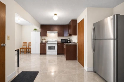 Hallway Photo of 31506 Monte Vista Crescent, Abbotsford, BC