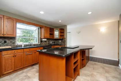 Breakfast Nook Photo of 34420 Kirkpatrick Avenue, Mission, BC