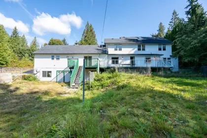 Front Yard Photo of 34420 Kirkpatrick Avenue, Mission, BC