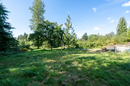 Swimming Pool Photo of 34420 Kirkpatrick Avenue, Mission, BC