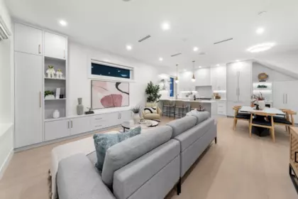 1 1582 E 2nd Avenue, Vancouver, BC, Vancouver — Half Duplex for sale