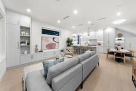 1 1582 E 2nd Avenue, Vancouver, BC