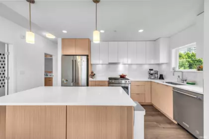 Living Room Photo of 412 2188 Madison Avenue, Burnaby, BC