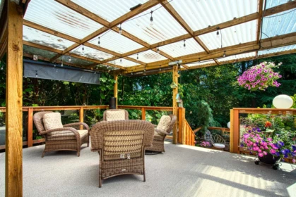Backyard Photo of 517 Ailsa Avenue, Port Moody, BC