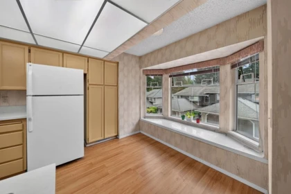 Kitchen Island Photo of 9293 Goldhurst Terrace, Burnaby, BC