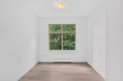 Breakfast Nook Photo of 303 2998 Silver Springs Boulevard, Coquitlam, BC