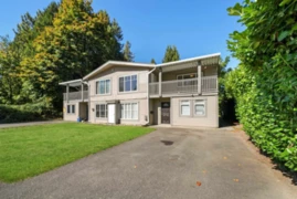 1683 Suffolk Avenue, Port Coquitlam, BC