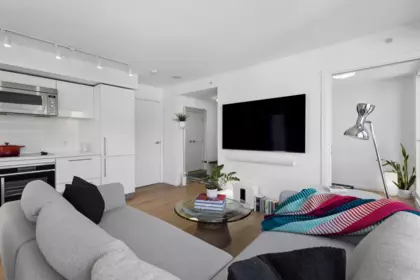 Mudroom Photo of 1808 999 Seymour Street, Vancouver, BC