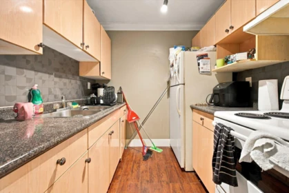 Breakfast Nook Photo of 107 830 E 7th Avenue, Vancouver, BC
