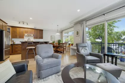 Kitchen Photo of 62 22225 50 Avenue, Langley, BC