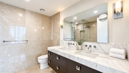 Primary Bathroom Photo of 1601 499 Pacific, Vancouver, BC