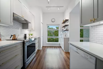 Breakfast Nook Photo of 409 301 Maude Road, Port Moody, BC
