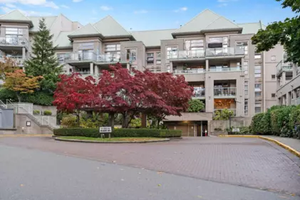 Fitness Center Photo Near 409 301 Maude Road, Port Moody, BC