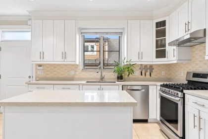 3895 Dumfries Street, Vancouver, BC, Vancouver — Half Duplex for sale