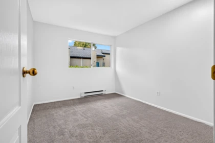 Garden / Landscaping Photo of 3 8540 Blundell Road, Richmond, BC