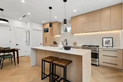 1 3639 E 46th Avenue, Vancouver, BC, Vancouver — Townhouse for sale