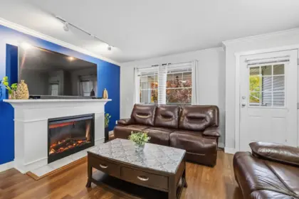 40 6568 193b Street, Surrey, BC, Surrey — Townhouse for sale