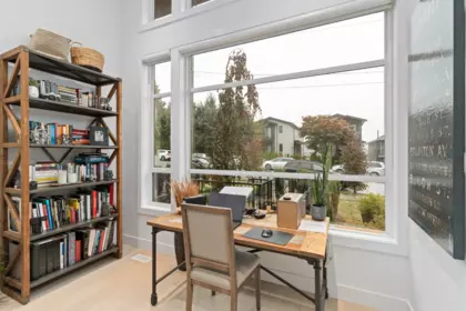 212 E 21st Street, North Vancouver, BC, North vancouver — Half Duplex for sale