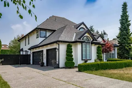 5726 124 Street, Surrey, BC, Surrey — Single Family Residence for sale