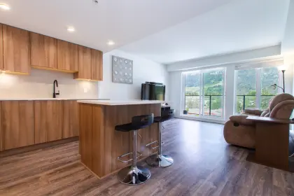 505 1365 Pemberton Avenue, Squamish, BC, Squamish — Apartment/Condo for sale