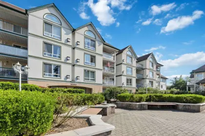 202 10082 132 Street, Surrey, BC, Surrey — Apartment/Condo for sale