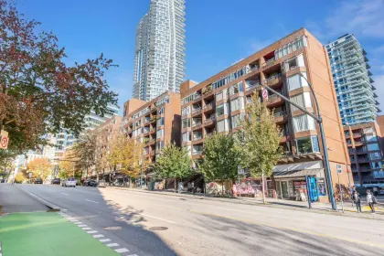 902 1330 Burrard Street, Vancouver, BC, Vancouver — Apartment/Condo for sale