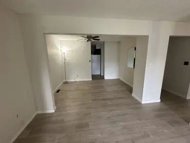 13407 67 Avenue, Surrey, BC, Surrey — Half Duplex for sale