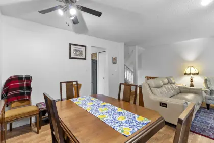 3337 Flagstaff Place, Vancouver, BC, Vancouver — Townhouse for sale