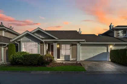 47 6885 184 Street, Surrey, BC, Surrey — Townhouse for sale