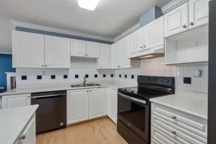 47 6885 184 Street, Surrey, BC, Surrey — Townhouse for sale