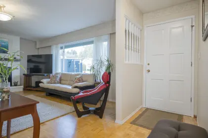 27020 28b Avenue, Langley, BC, Langley — Single Family Residence for sale