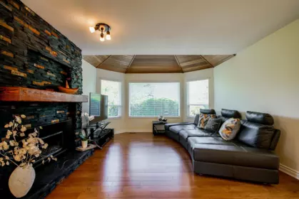 12926 19 Avenue, Surrey, BC, Surrey — Single Family Residence for sale