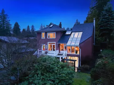 194 E Osborne Road, North Vancouver, BC, North vancouver — Single Family Residence for sale