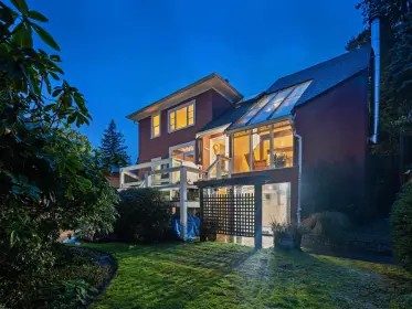 194 E Osborne Road, North Vancouver, BC, North vancouver — Single Family Residence for sale