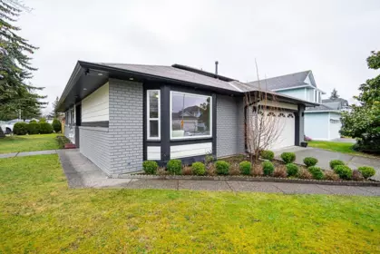 15153 96a Avenue, Surrey, BC, Surrey — Single Family Residence for sale