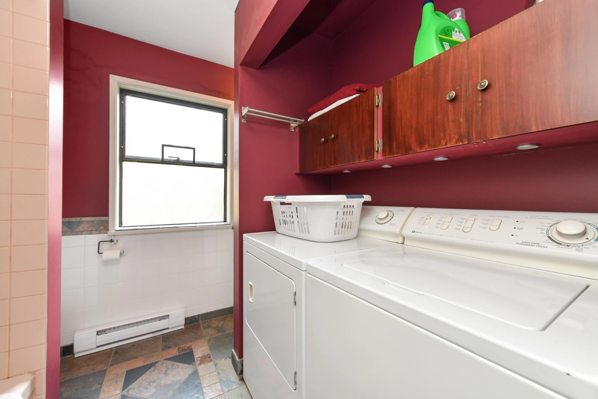 Basement Recreation Room Photo of 524 Bay Turnabout, Mayne Island, BC