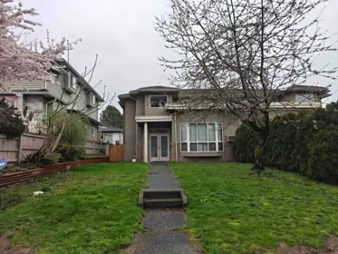 4586 Barker Avenue, Burnaby, BC, Burnaby — Half Duplex for sale
