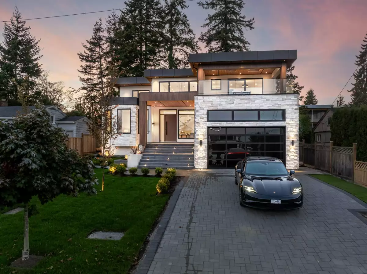 Living Room Photo of 1341 Lee Street, White Rock, BC