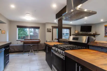 57 2401 Mamquam Road, Squamish, BC, Squamish — Townhouse for sale