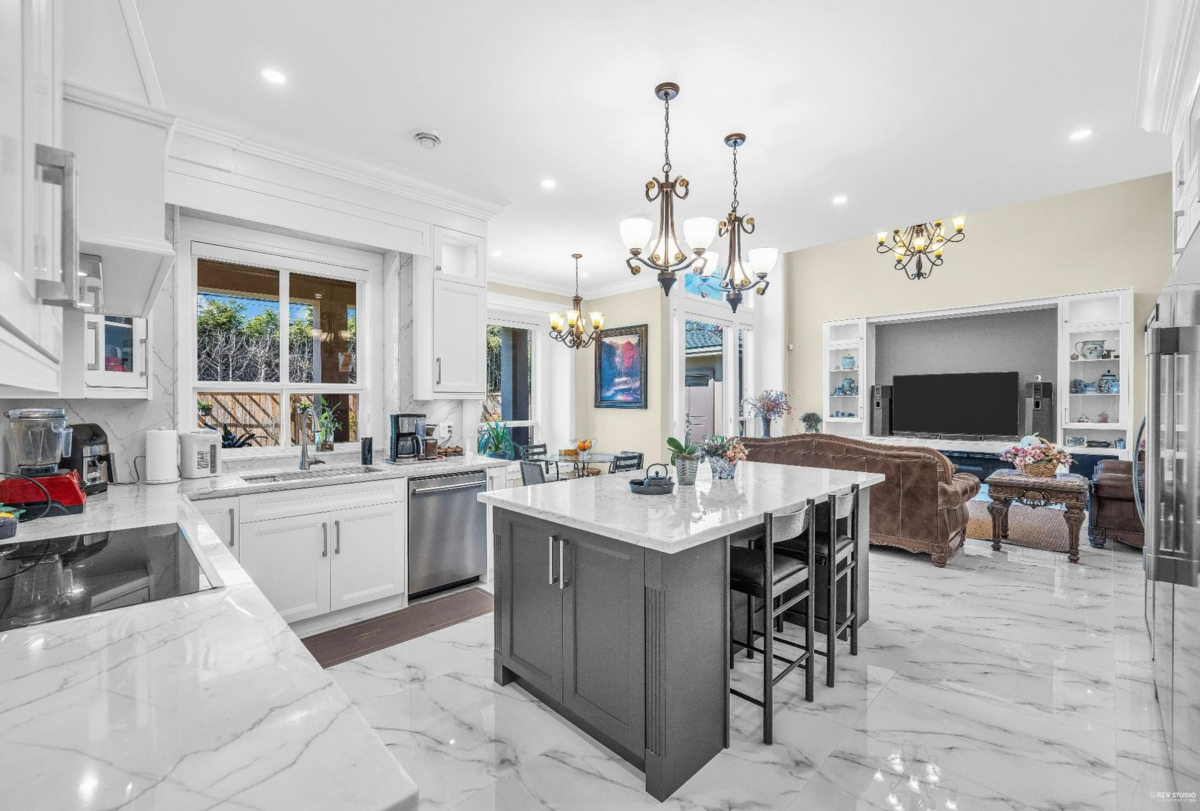 Breakfast Nook Photo of 7531 Chelsea Road, Richmond, BC