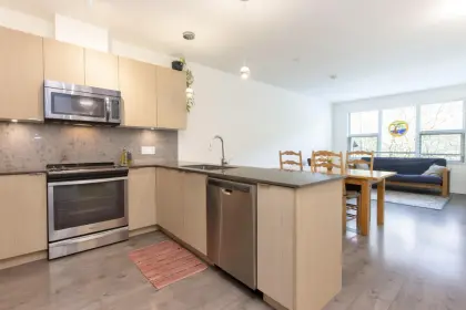 214 1150 Bailey Street, Squamish, BC, Squamish — Apartment/Condo for sale