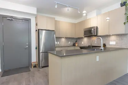 214 1150 Bailey Street, Squamish, BC, Squamish — Apartment/Condo for sale