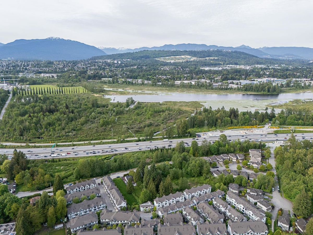 Entry Foyer Photo of 5021 Claude Avenue, Burnaby, BC