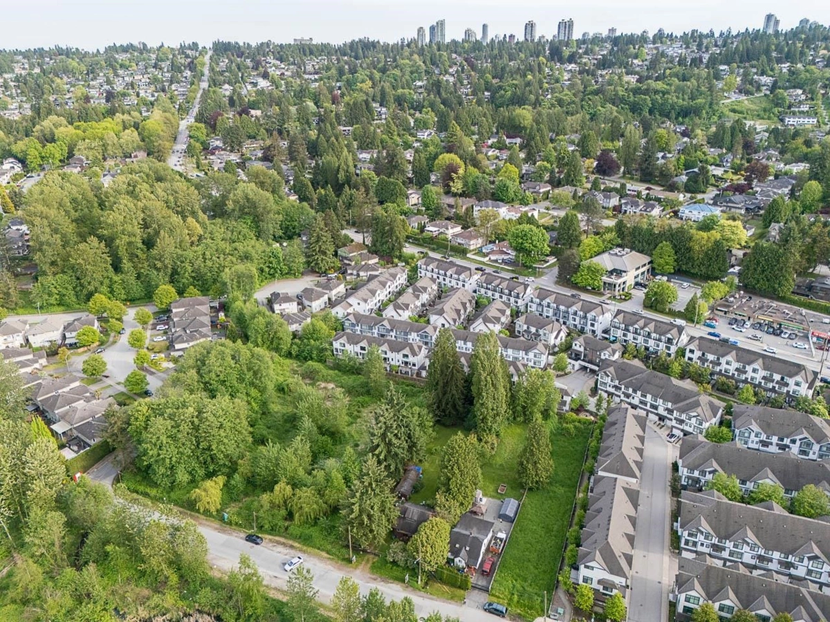 Kitchen Photo of 5021 Claude Avenue, Burnaby, BC