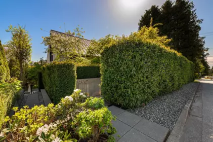 1990 Fulton Avenue, West Vancouver, BC, West vancouver — Single Family Residence for sale