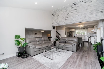 1334 Lansdowne Drive, Coquitlam, BC, Coquitlam — Single Family Residence for sale