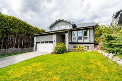1334 Lansdowne Drive, Coquitlam, BC, Coquitlam — Single Family Residence for sale